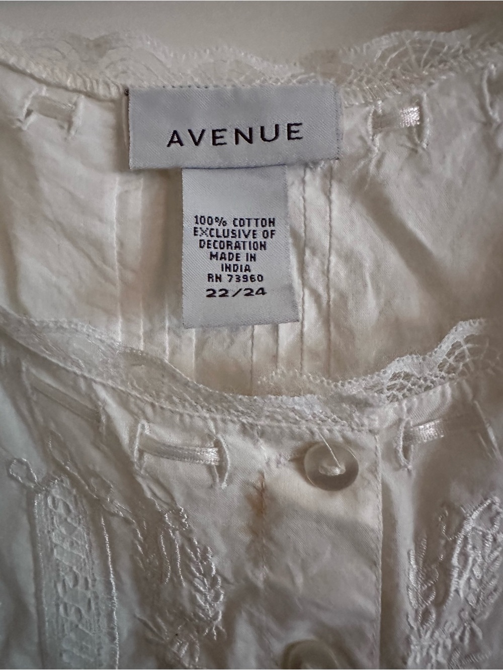 Avenue Cream Lace-Trim Sleeveless Button Front Top - Picture 2 of 4